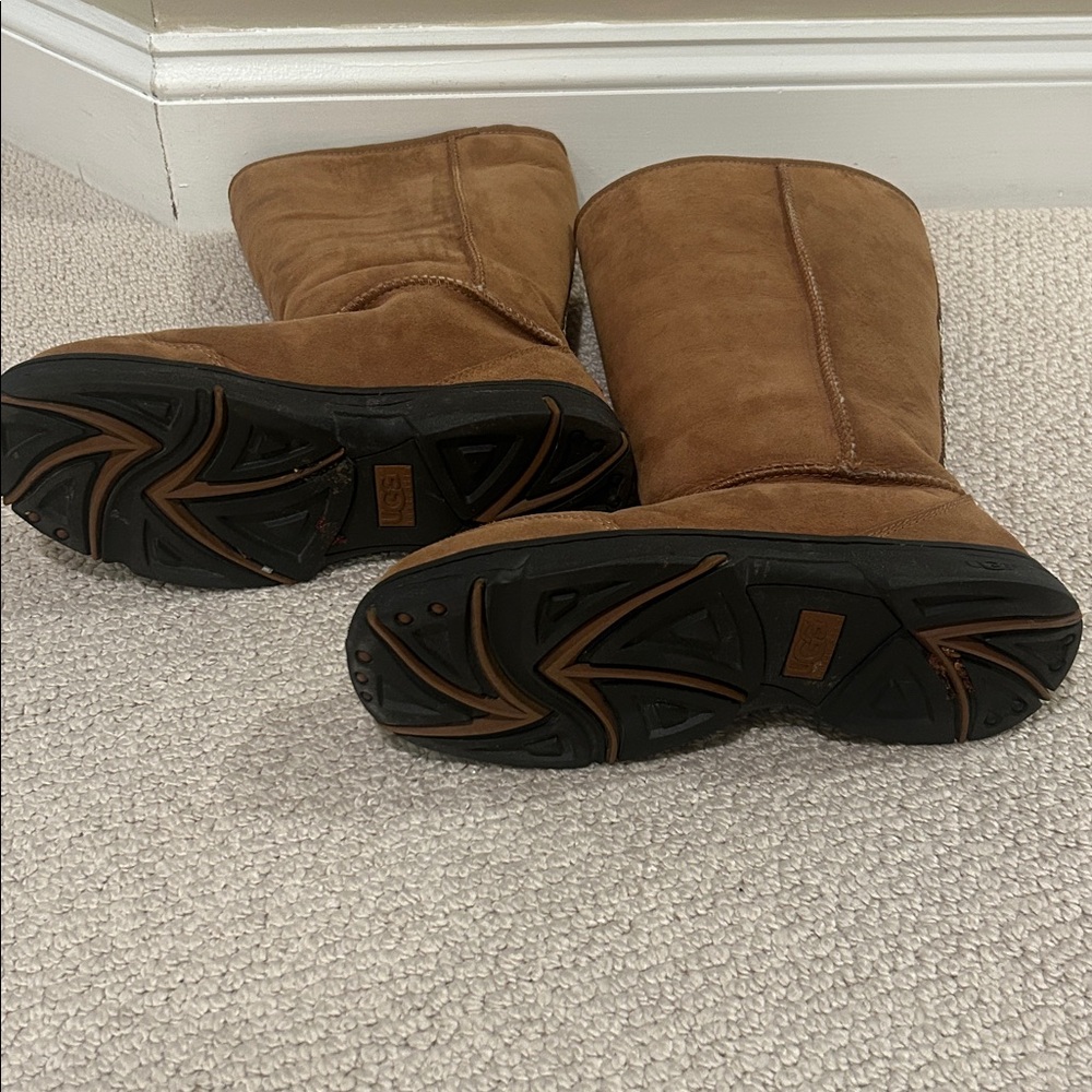 UGG Tall Chestnut Suede Shearling Boots with Stitch Detail size 8 - Picture 5 of 8